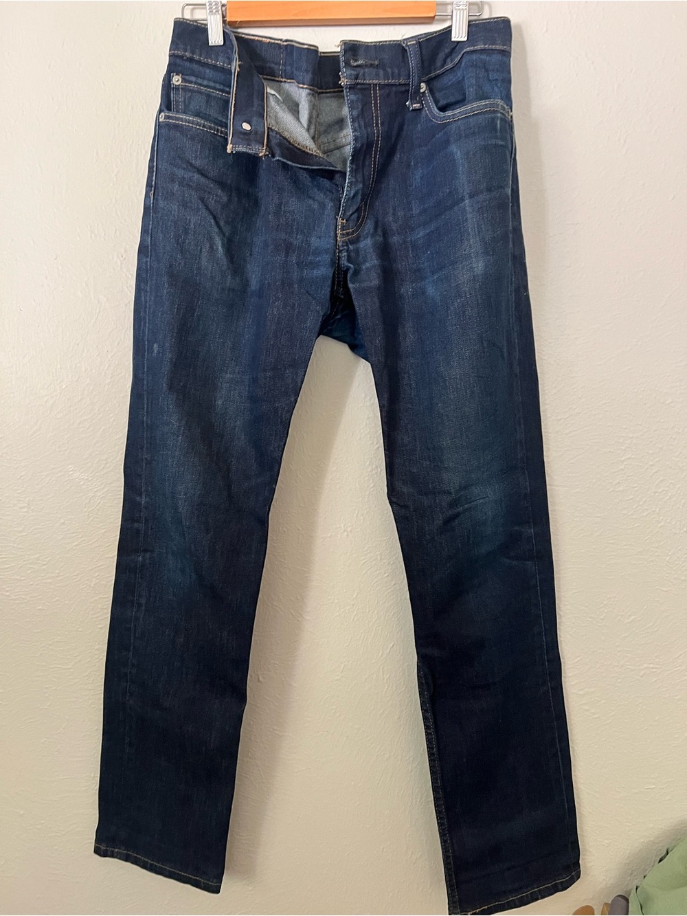 Levi's 511 Dark Blue Straight Jeans